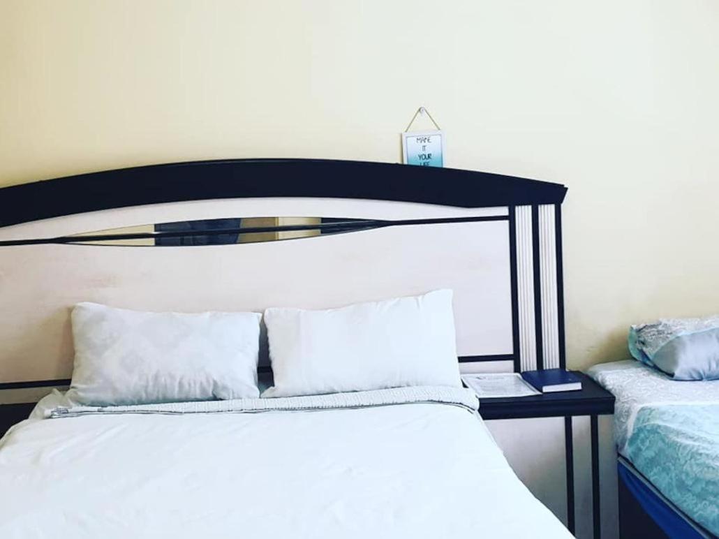 P Wake Guesthouse Opuwo Værelse billede